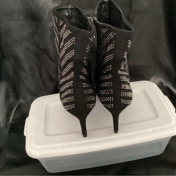 Women’s boots size 8 - Picture 4 of 6